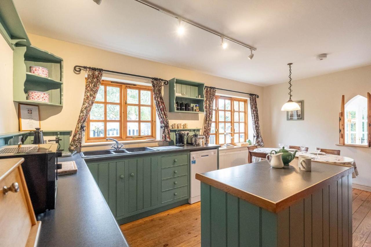 Micawbers - Aldeburgh Coastal Cottages قرية ثوربنيس المظهر الخارجي الصورة